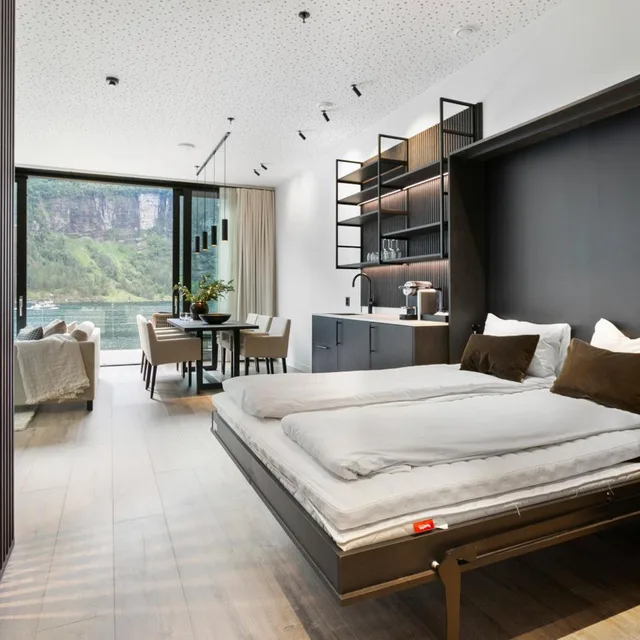 استوديو ديلوكس بسرير كينج، Grande Fjord Hotel 3/10
