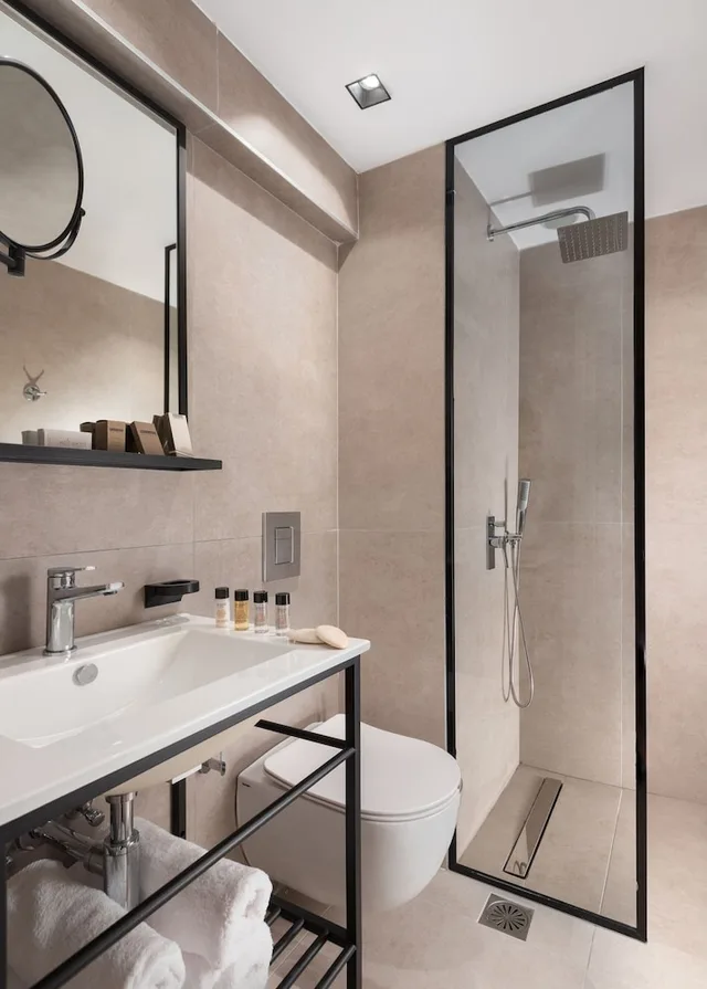 جناح بسرير كينج مع أريكة، Kos Divine hotel & Suites 4/6