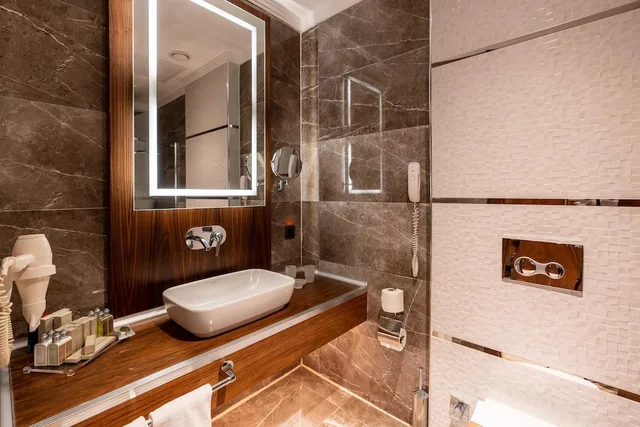 Deluxe, Queen Bed, RAMADA RESORT ERCIYES 6/10