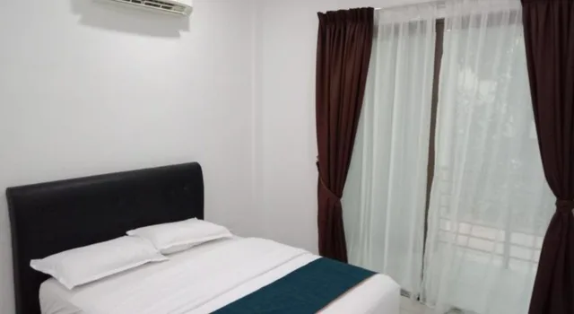 جناح ثلاثي، AK Cvia Hotel 1/3