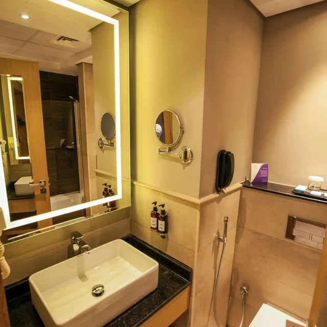 Superior Room, Flora Inn Dubai 5/5