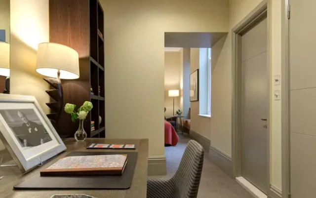 غرفة تنفيذية بسرير كينج، Browns Hotel, a Rocco Forte Hotel 5/5