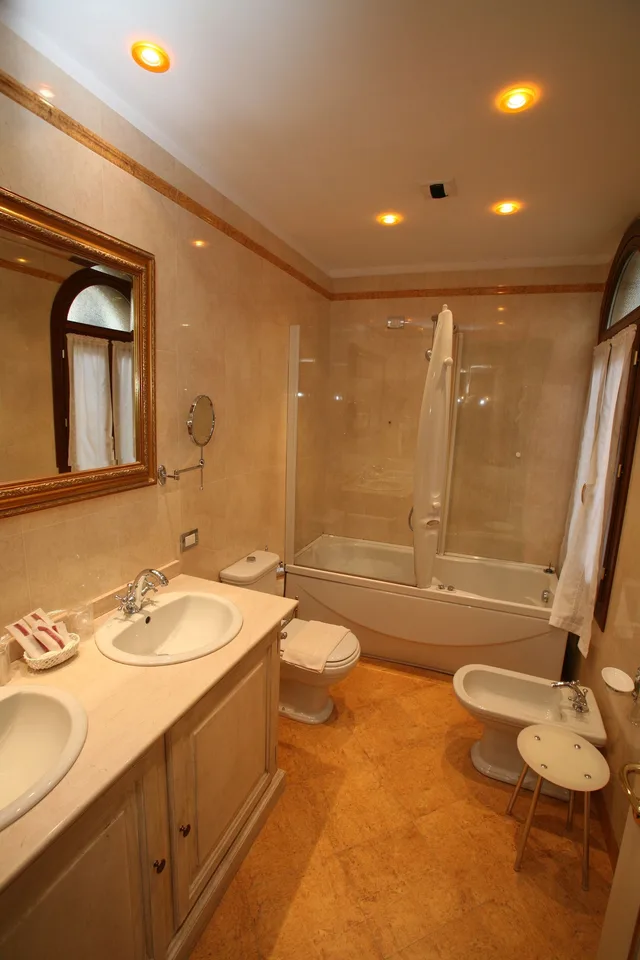 غرفة ثلاثية بسرير كوين وسرير فردي، Locanda Ca Del Brocchi 2/3