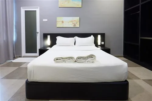 غرفة ديلوكس بسرير كوين، Elite Hotel Muar 1/3