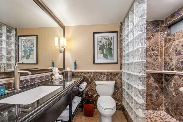 غرفة بسريرين كوين بإطلالة على الفناء، DoubleTree by Hilton Hotel Tucson - Reid Park 3/5