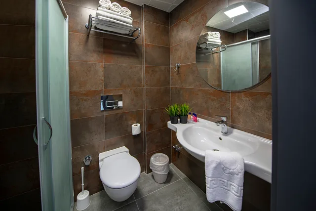 Room, Double Bed, Side Sea View، Tourist Hotel Antalya 5/6