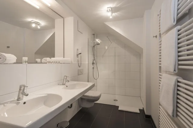 جناح سوبيريور بشرفة بغرفتي نوم، the Stay.residence - Apartments and Boardinghouse 3/3