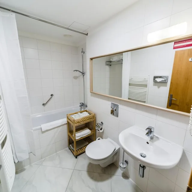 غرفة بسرير كينج بإطلالة على المدينة، Archibald City Hotel 9/10
