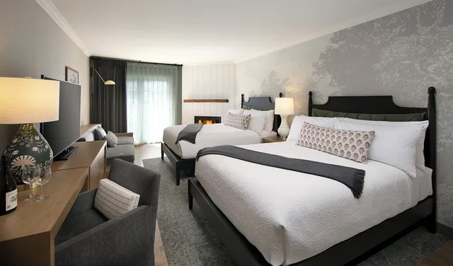 غرفة سوبيريور بسريرين كوين بإطلالة على البحر بشرفة، Fireside Inn On Moonstone Beach 3/4