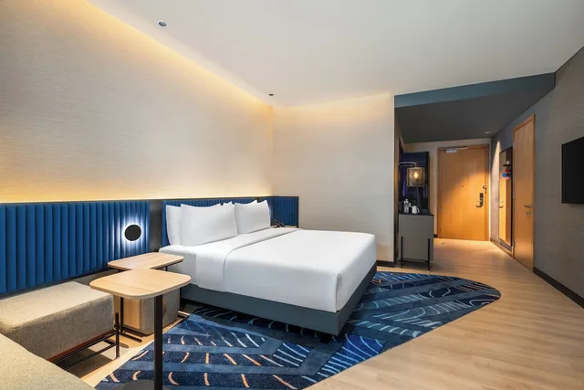 غرفة ديلوكس بسرير كينج، Novotel Jakarta Pulo Mas 1/9