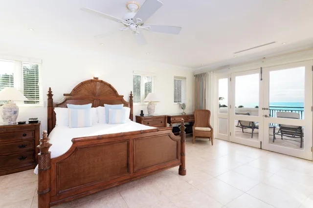 3 Bedrooms, Cove, Penthouse، Blue Waters Resort And Spa 1/4