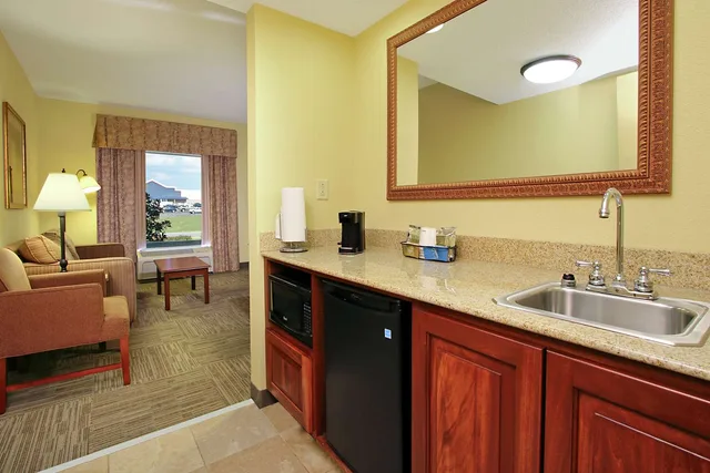 جناح استوديو بسرير كينج مع أريكة، Hampton Inn Suites Murray 2/2