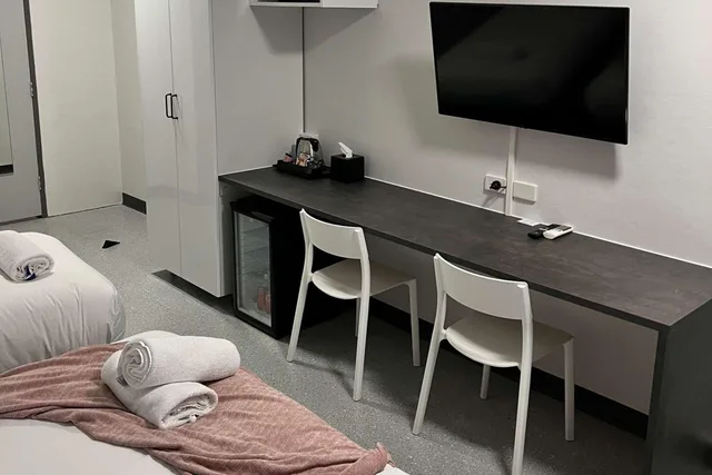 غرفة بسرير كوين وسريرين منفصلين، Comfort Inn Centrepoint 5/5