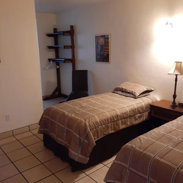 جناح بسرير كينج بغرفتي نوم، Stagecoach Suites 3/7
