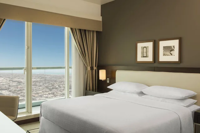 جناح بشرفة بغرفة نوم واحدة، Four Points by Sheraton Sheikh Zayed Road 2/10