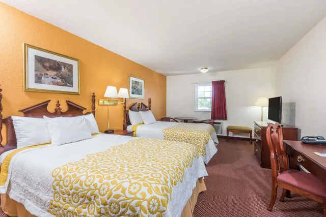 غرفة بسريرين مزدوجين، Days Inn By Wyndham Amherst 3/5