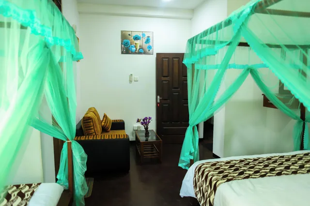 غرفة ديلوكس بسريرين كوين بغرفة نوم واحدة، Village Star Rest Mirissa Sri Lanka 6/7