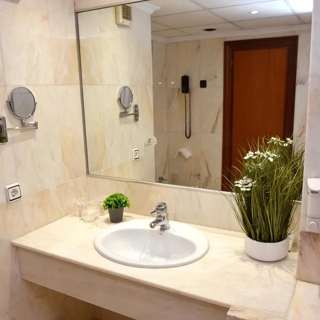 غرفة بسرير فردي، Hotel Turia 8/10