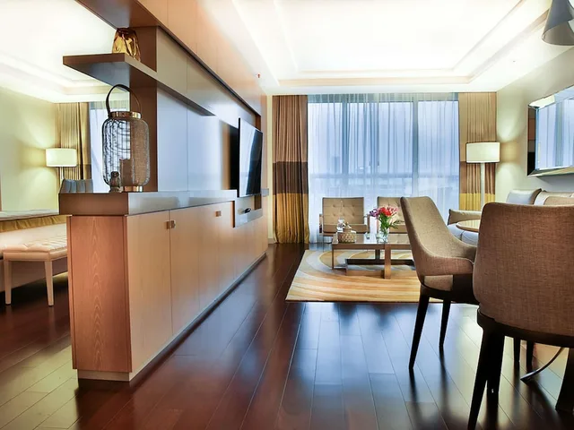 Executive, Suite, King Bed, Balcony, Palladio Hotel Buenos Aires - MGallery Collection 2/5