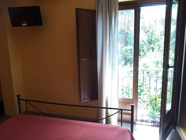 غرفة سوبيريور بسرير كوين، Albergo Pace 3/3