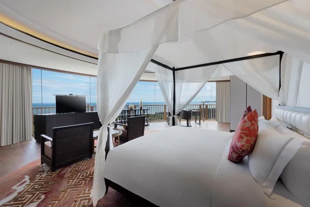 جناح رئاسي بسريرين كينج بمسبح خاص، Intercontinental Haitang Bay Resort 3/9