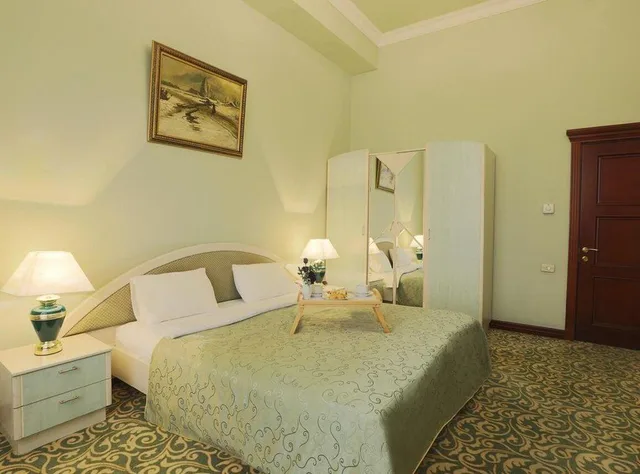 Standard, Double Bed, METROPOL HOTEL 6/9