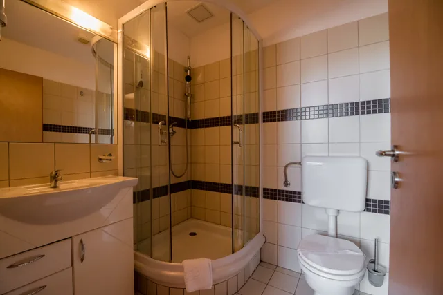 غرفة بزنس بسرير مزدوج، Oxford Inns Suites 8/8