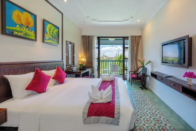 غرفة ديلوكس بإطلالة على النهر بشرفة، Lantana Riverside Hoi An Boutique Hotel Spa 1/7