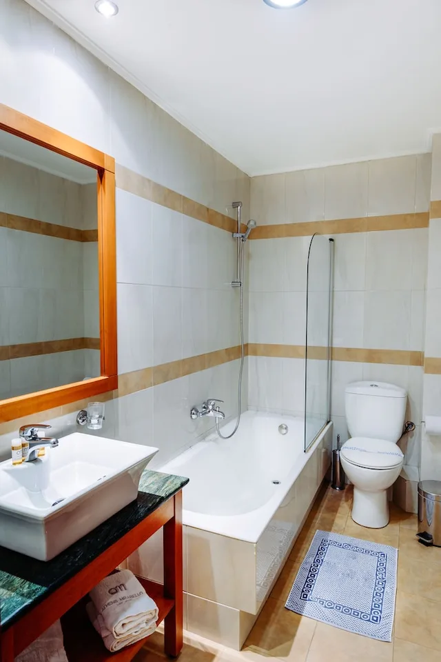 غرفة بسريرين منفصلين، Athens Mirabello Hotel 4/4