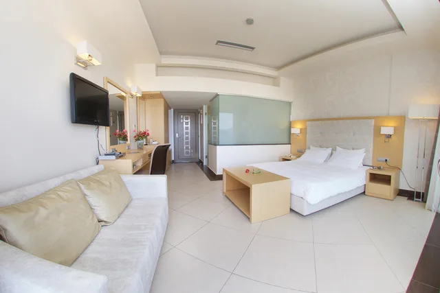 غرفة ديلوكس بإطلالة على البحر، Ionian Emerald Resort 3/9