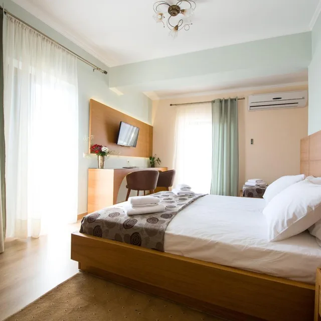 غرفة ديلوكس ثلاثية، Olympion Hotel 3/10