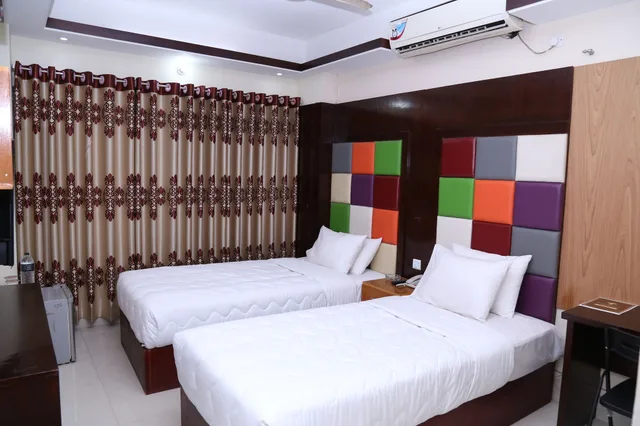 غرفة ديلوكس بسريرين منفصلين للمدخنين، Platinum Hotel Ltd 2/4
