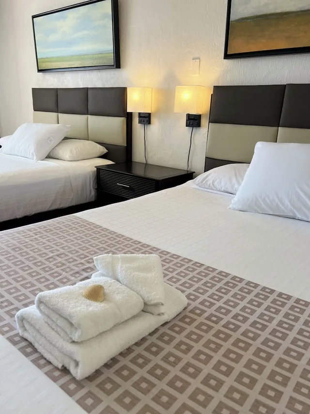 غرفة ديلوكس بسريرين كوين بمطبخ صغير، Flamingo Inn 5/9