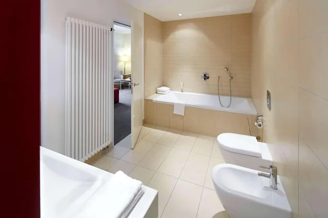 Suite, Multiple Beds, Sofa، Best Western Plus Hotel Ostertor 4/5