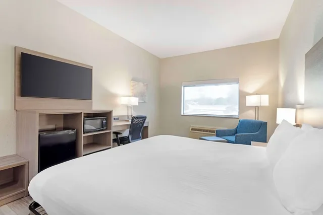 Standard, King Bed, Accessible, Best Western Of Wise 4/7