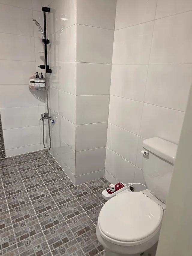 غرفة قياسية بسرير مزدوج، Gwangan Beach Blue Moon Motel 10/10