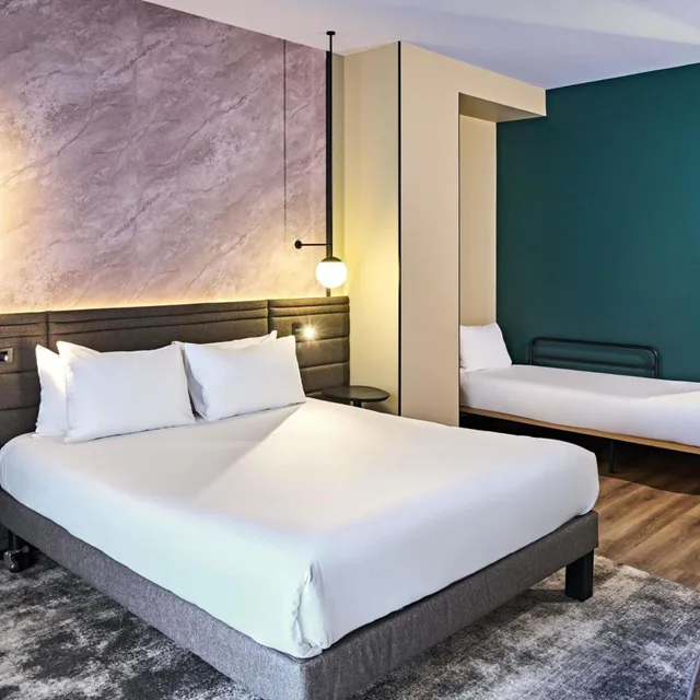 غرفة تنفيذية ثلاثية بسرير مزدوج وسرير فردي، Novotel Rouen Centre Cathedrale 2/10