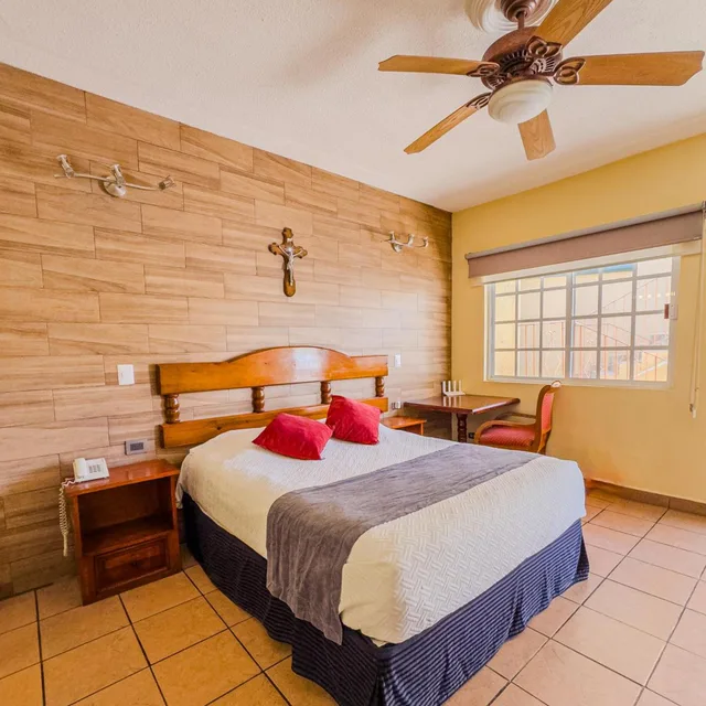 غرفة قياسية، Hotel Posada Santa Fe 8/10