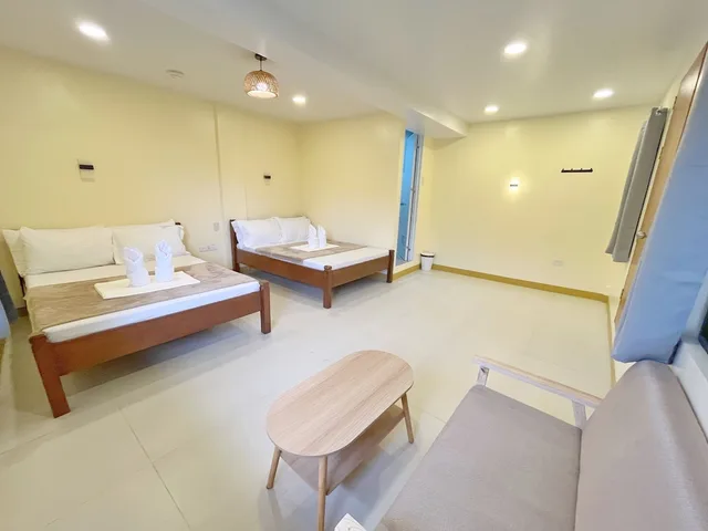 Super, Deluxe, 2 Queen Beds، Zuric Pension Coron 4/6