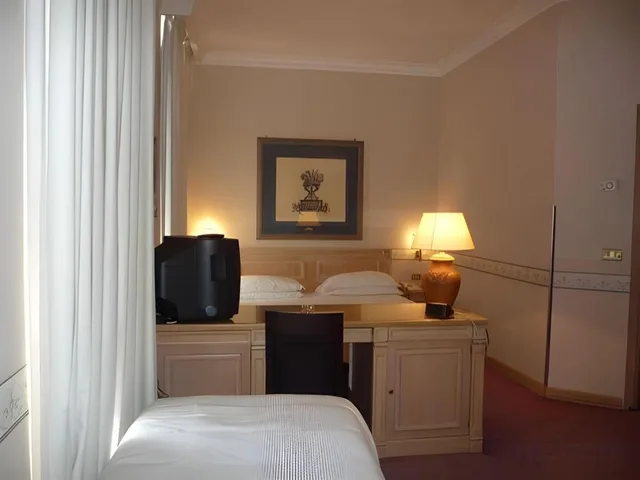 غرفة قياسية ثلاثية بثلاثة أسرّة، Starhotels Terminus 5/10
