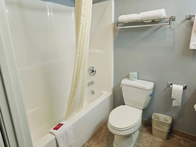 استوديو مفردة بسرير كوين، Hotel Vernal 6/10