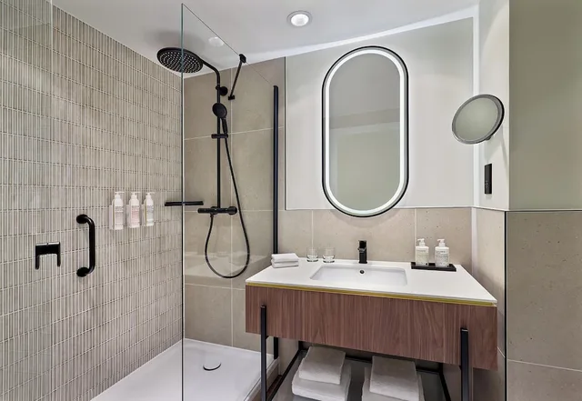 1 Bedroom, Senior, Suite، Le Meridien Paris Arc De Triomphe 9/10