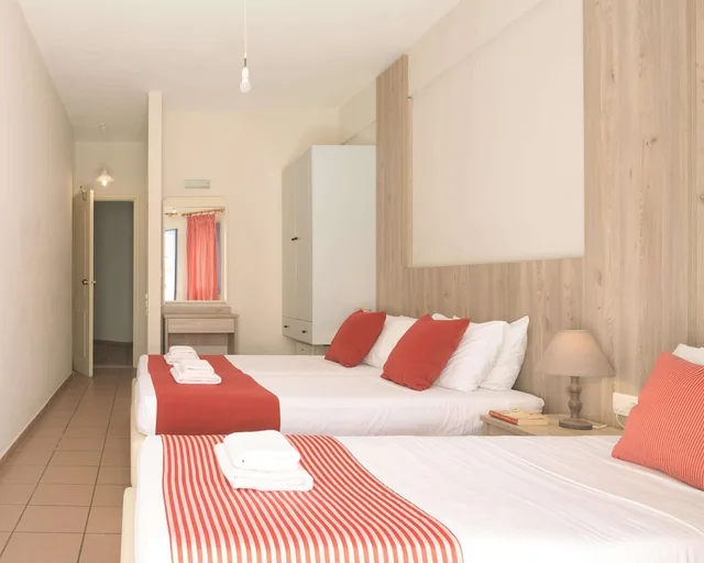 Standard, 1 Double and 1 Single Bed, Central Hersonissos Hotel 2/10