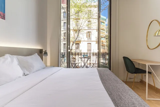 غرفة كلاسيكية بسرير كينج، Hostal Siscinc - Adults Only 1/10
