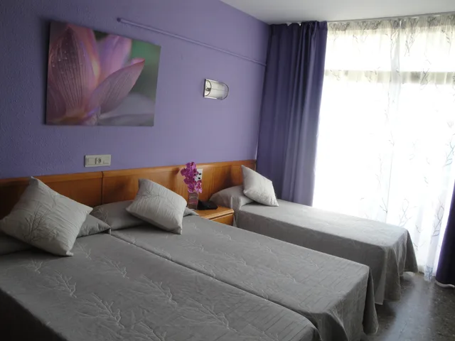 غرفة عائلية، Hotel Esplendid 3/8