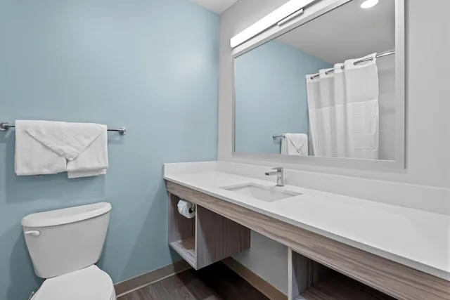 جناح بسرير كينج، WoodSpring Suites Coralville Iowa City 3/3