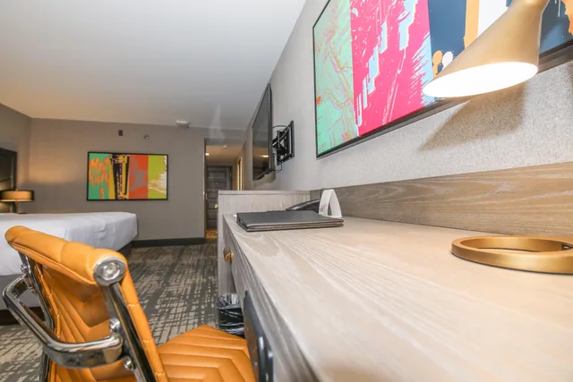 غرفة بسرير كينج، Crowne Plaza Hotel Providence Warwick 4/5