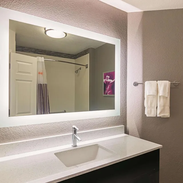غرفة ديلوكس بسرير مزدوج أو سريرين منفصلين، La Quinta Inn Suites Oklahoma City Nw Expwy 5/5