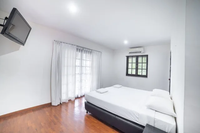 3 Bedrooms, Chalet, 2 Double and Twin Beds، Nongsa Point Marina Resort 2/10