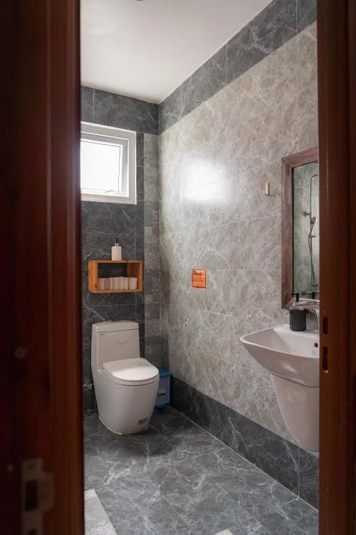 سكن مشترك للرجال، Pi Hostel 2/3